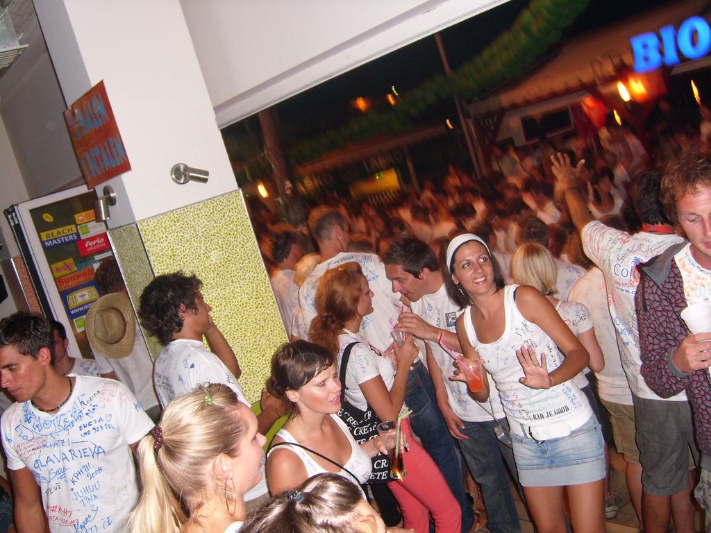 i/Kranj/Absolvent08/11-GrafikParty/absolvent 2304.jpg